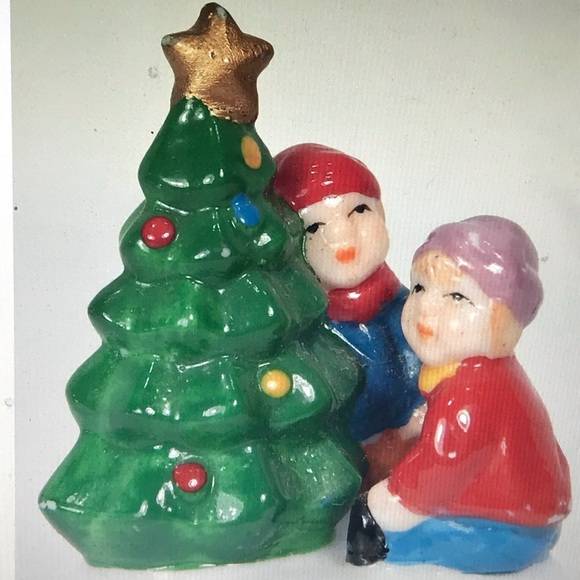 VINTAGE Porcelain Hinged Lid Trinket Box - Christmas Holiday Tree w/Children 3" - Picture 10 of 14
